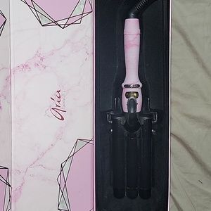 *NIB* Triple barrel beach waver